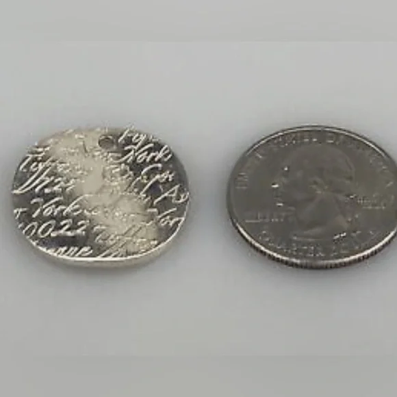 Tiffany & Co. New York Fifth Avenue Notes Large Necklace Charm - Picture 3 of 3